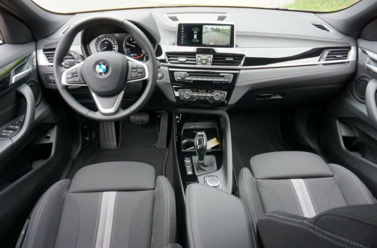 BMW X2 xDrive 20dA Advantage Plus Navi 1