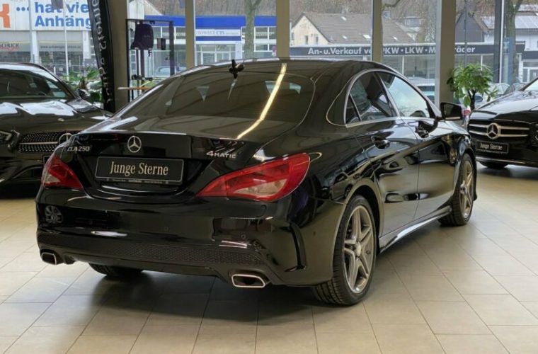 Mercedes CLA 250 AMG 4 Matic 3