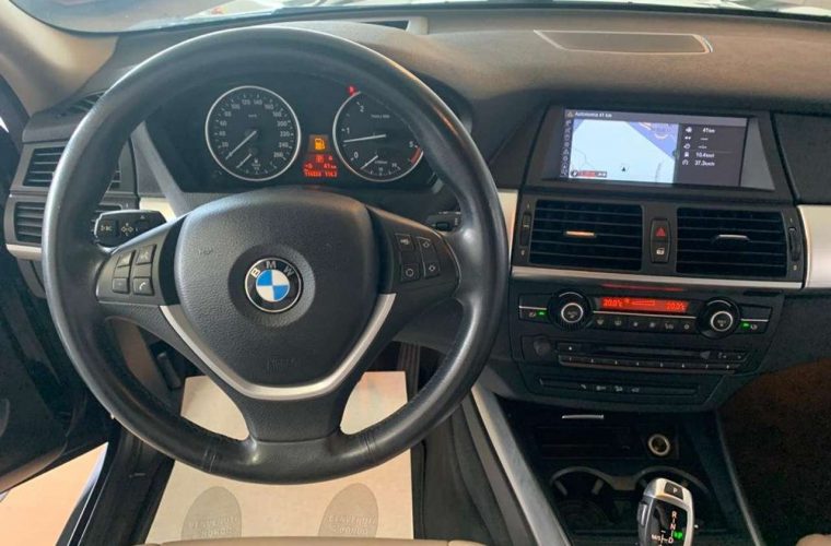 BMW X5 xDrive Futura 9